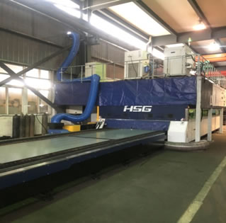 Laser cutting machine